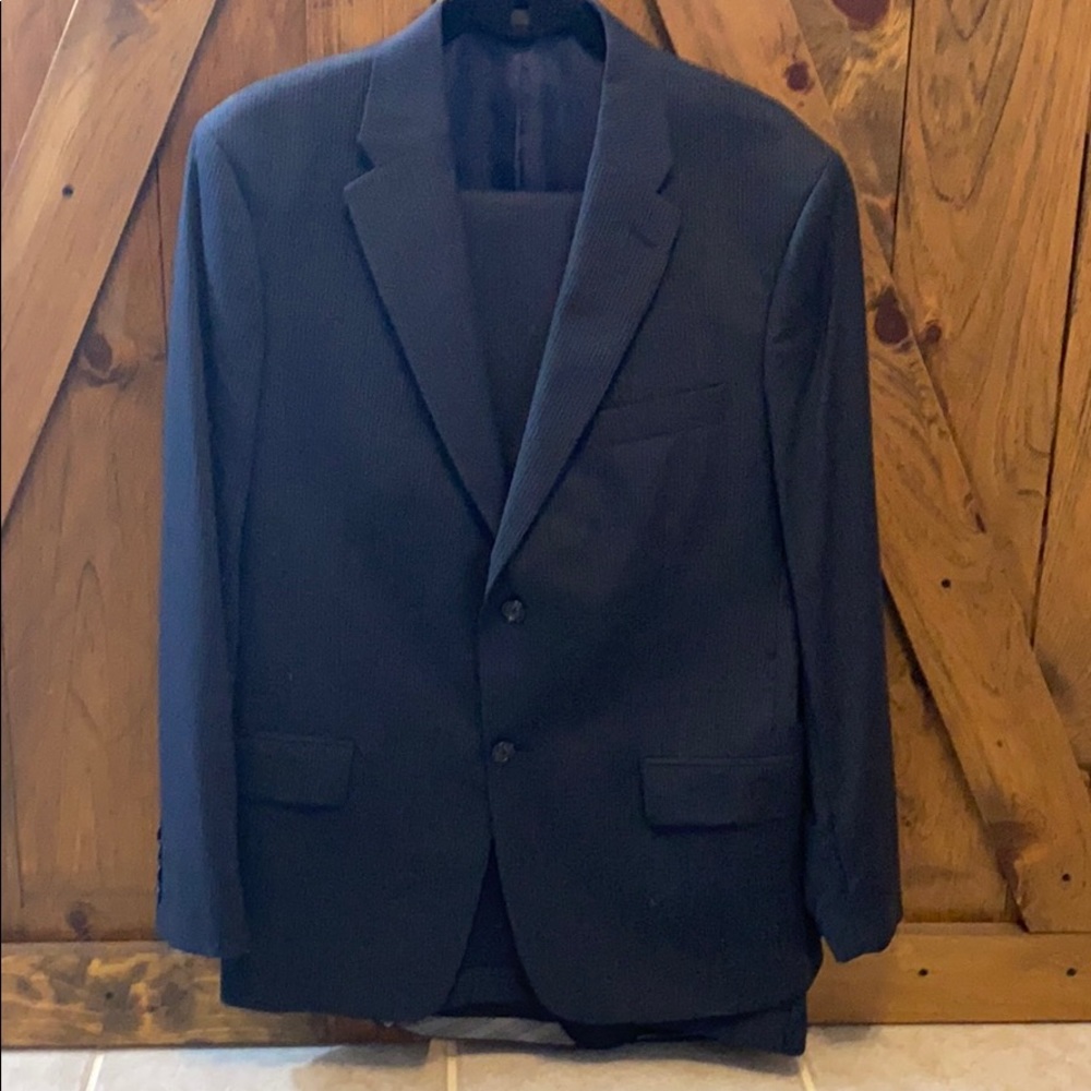 Men’s suit